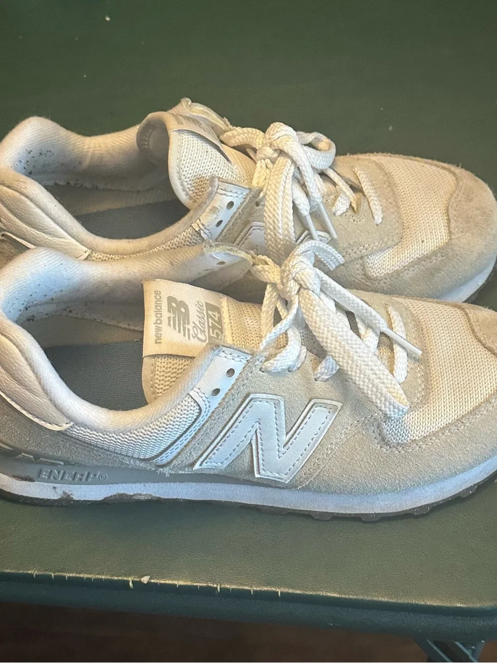New Balance 574 Womens  Lightweight Sneakers in Cream/Light Gray